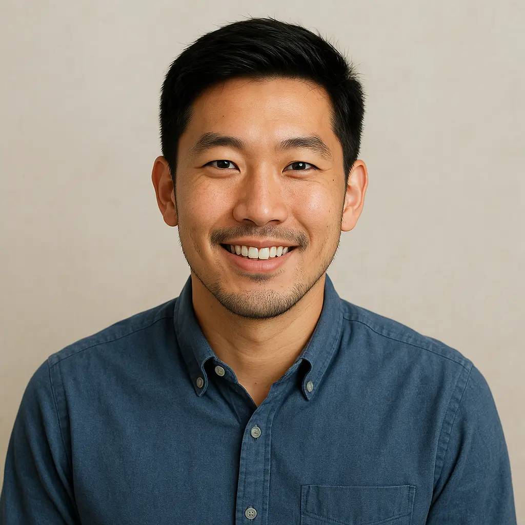 นายภูมิพัฒน์ รัตนวงศ์